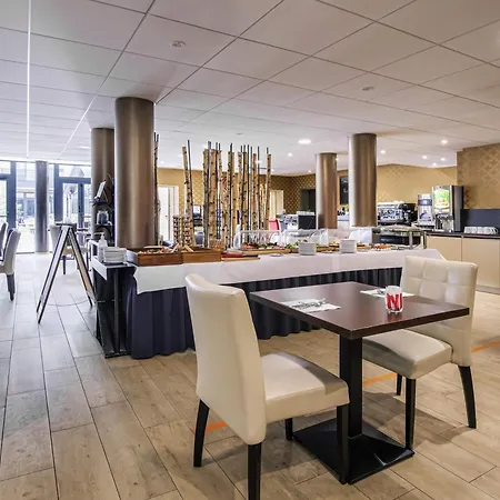 Mercure Bale Mulhouse Aeroport Hotel 4*