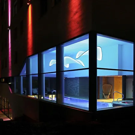 Mercure Bale Mulhouse Aeroport מלון