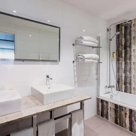 Hotel Mercure Bale Mulhouse Aeroport 4*