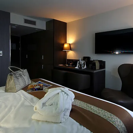 酒店 Mercure Bale Mulhouse Aeroport 布洛泽姆