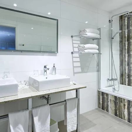 Hotel Mercure Bale Mulhouse Aeroport 4*